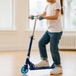 Mini Patinete infantil Rodas com Brilho ajustável - Azul - Imagem 4