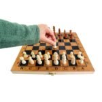 Jogo de Xadrez Maleta 3 em 1 de Madeira 29cm - Imagem 2