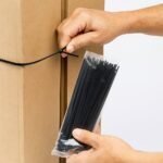 Abraçadeira de Nylon 30cm x 3,6mm com 100 Unidades - Preta - Imagem 2