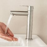 Torneira de Mesa Retro Para Lavatório - Inox Escovada